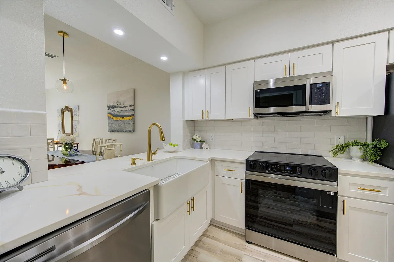 Kitchen with Quartz Counters